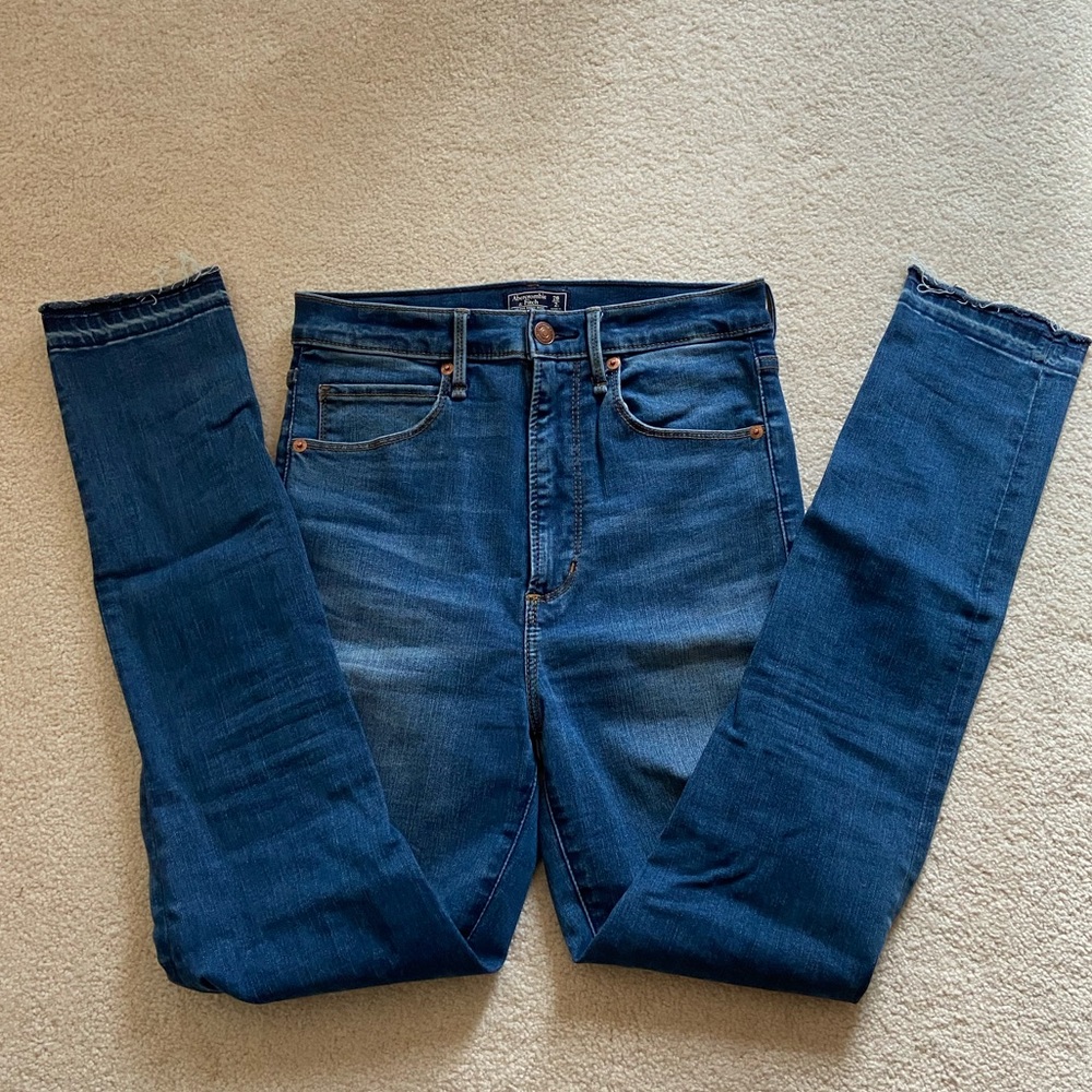 Abercrombie & Fitch Dark Wash Skinny Jeans Long